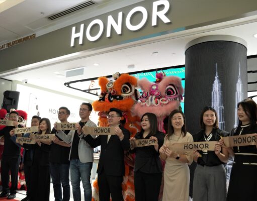 HONOR Opens 100th Store at KLCC