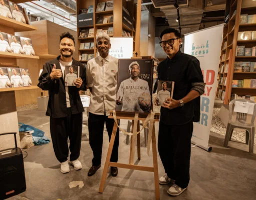 DATO’ K. RAJAGOBAL LAUNCHED HIS FIRST BIOGRAPHY INILAH SAYA AT BOOKXCESS MYTOWN