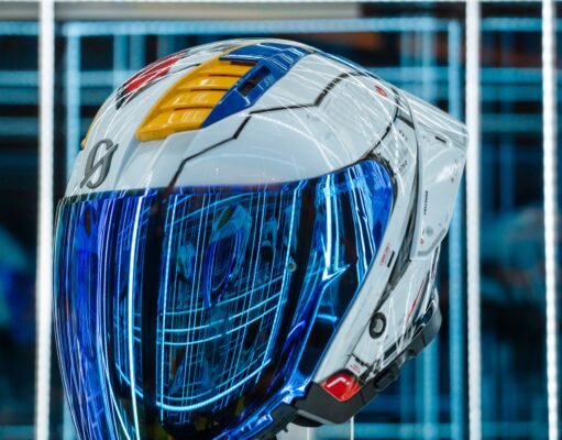 Helmet brand GRACSHAW unveiled the GRACSHAW x Mobile Suit Gundam limited-edition collection
