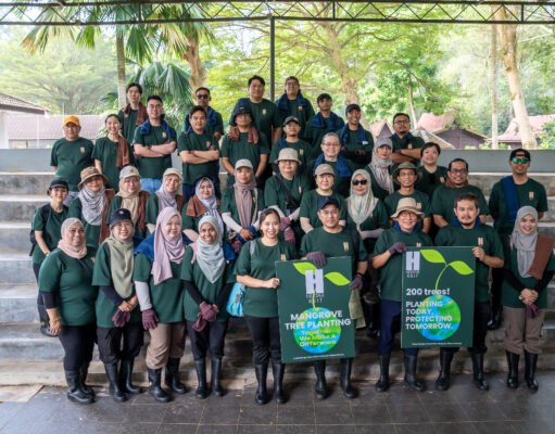 Hektar REIT Plants 200 Mangrove Trees to Support Environmental Conservation at Kuala Selangor Nature Park